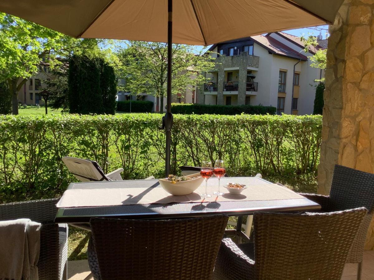 Apartman Golf Lux Бік Екстер'єр фото